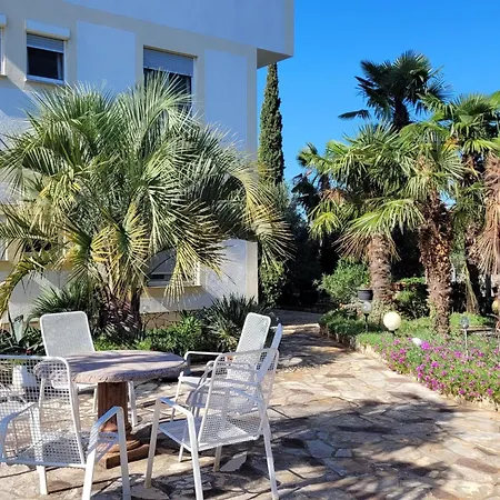 Ljubica 3 By Interhome Apartament Malinska